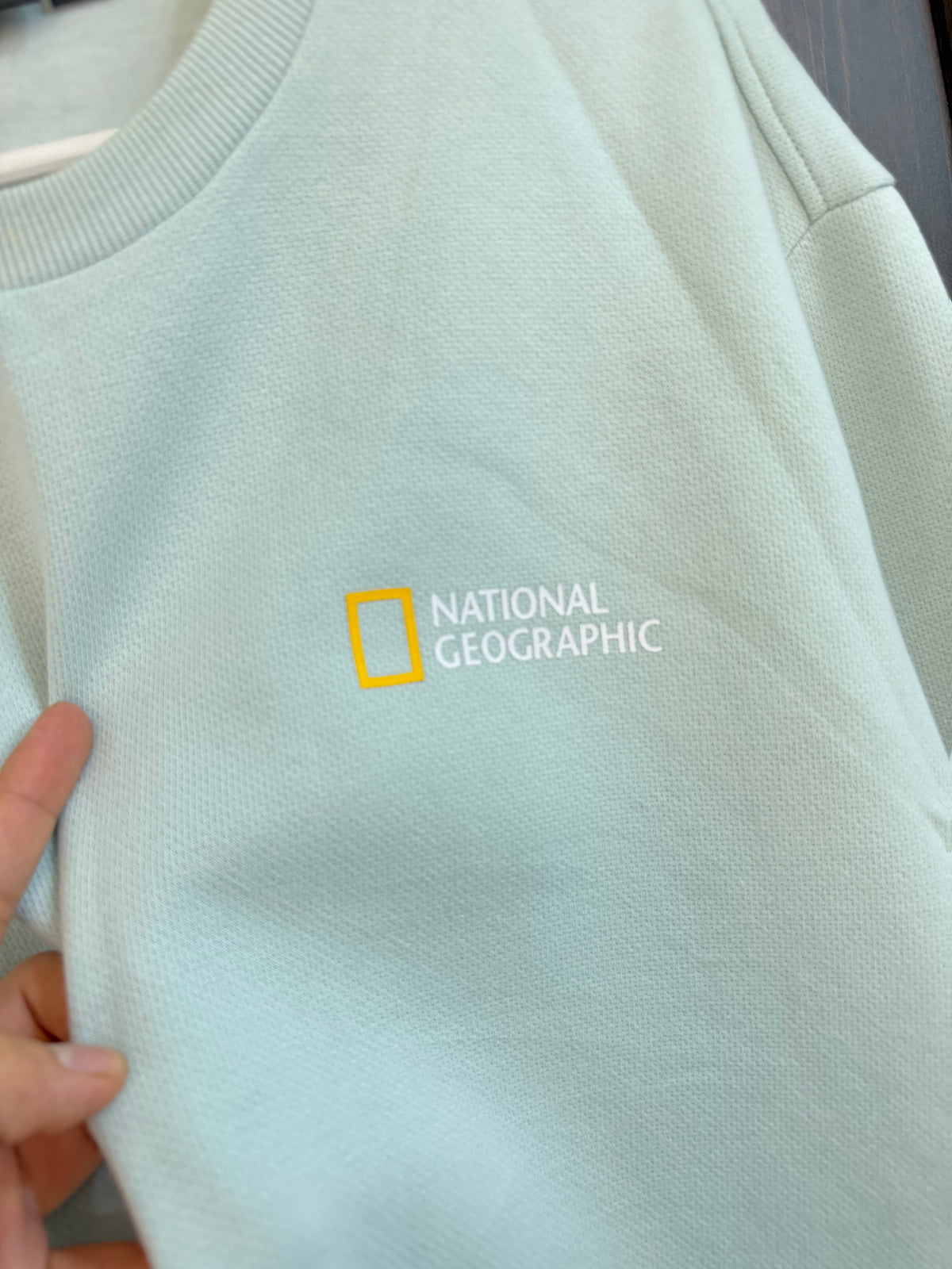 Nat geo sky blue sweatshirt