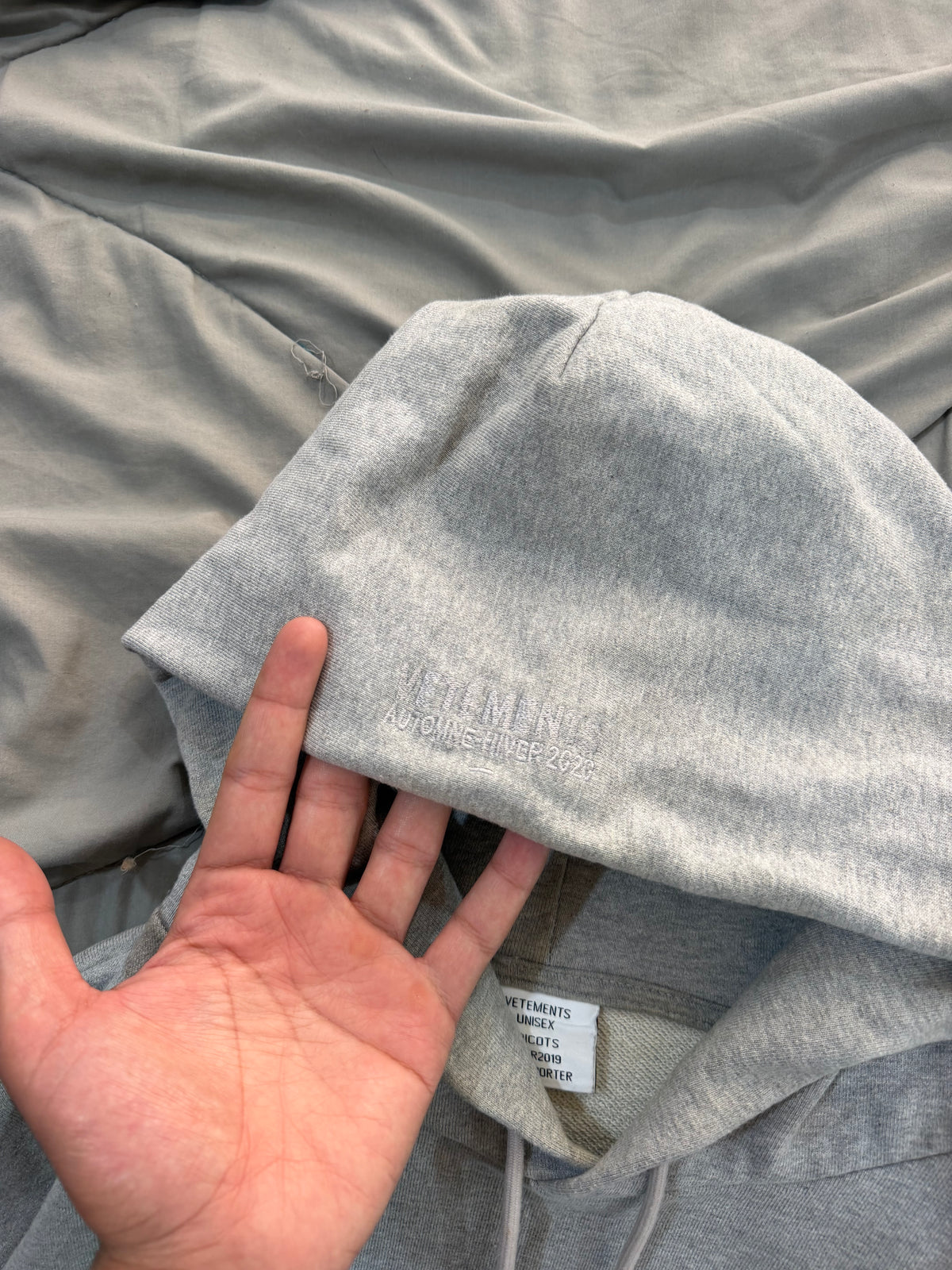 Vet heavyweight grey hoodie