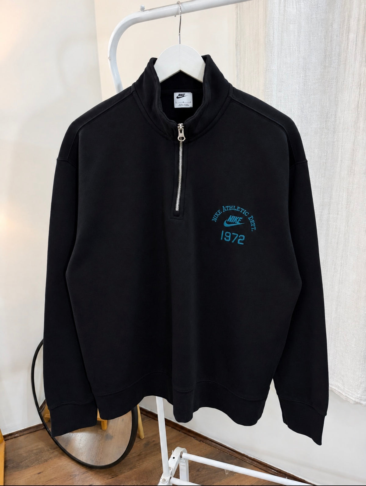 Nike black quarter zip pullover