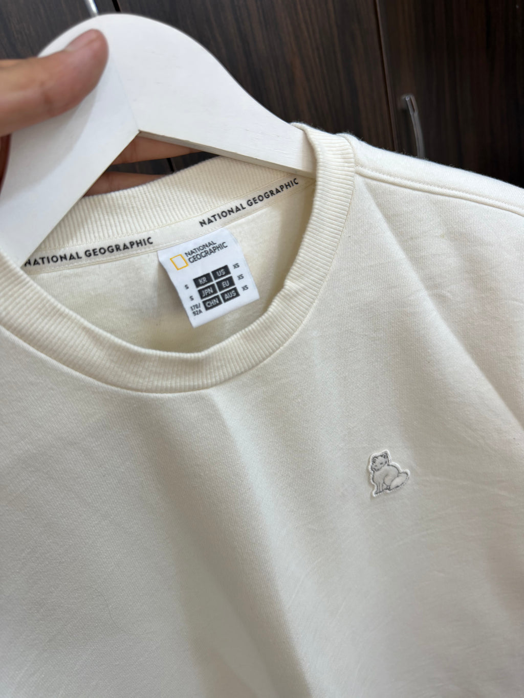Nat geo embroidered logo sweatshirt