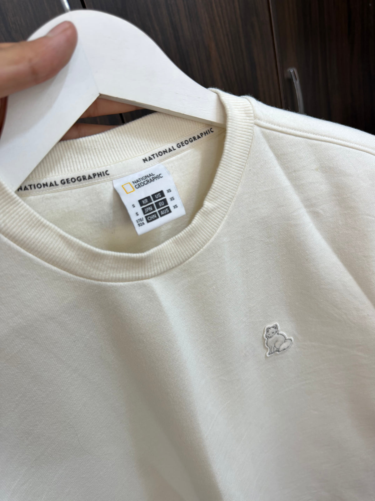 Nat geo embroidered logo sweatshirt