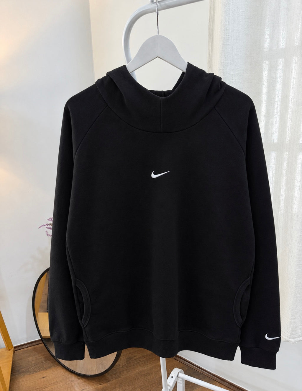 Mid swoosh vintage hoodie