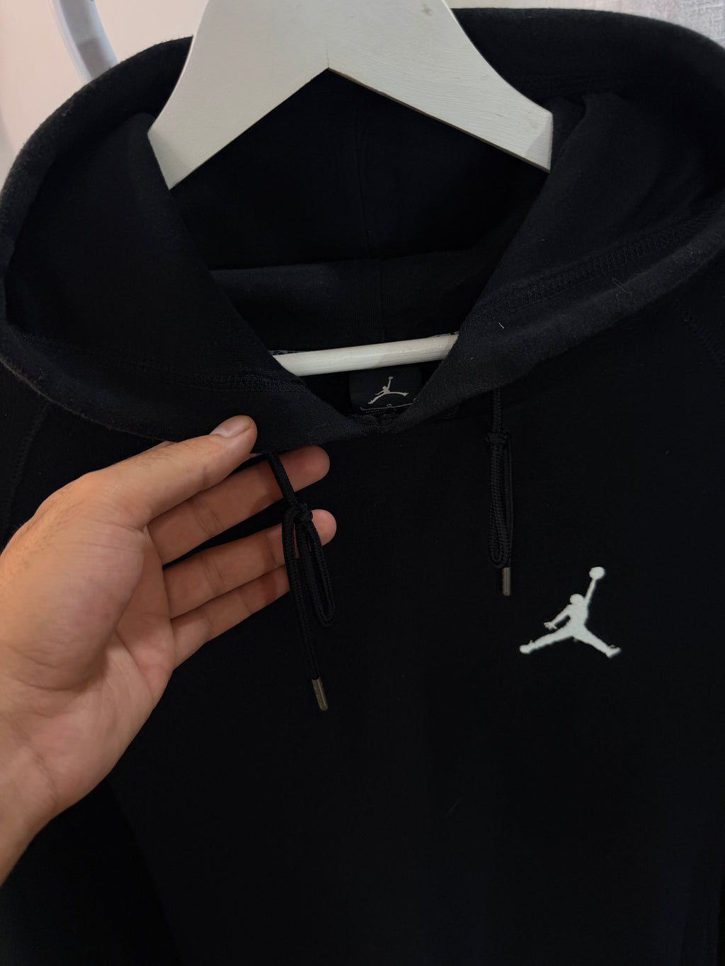 Jordan black thick holdie embroidered logo
