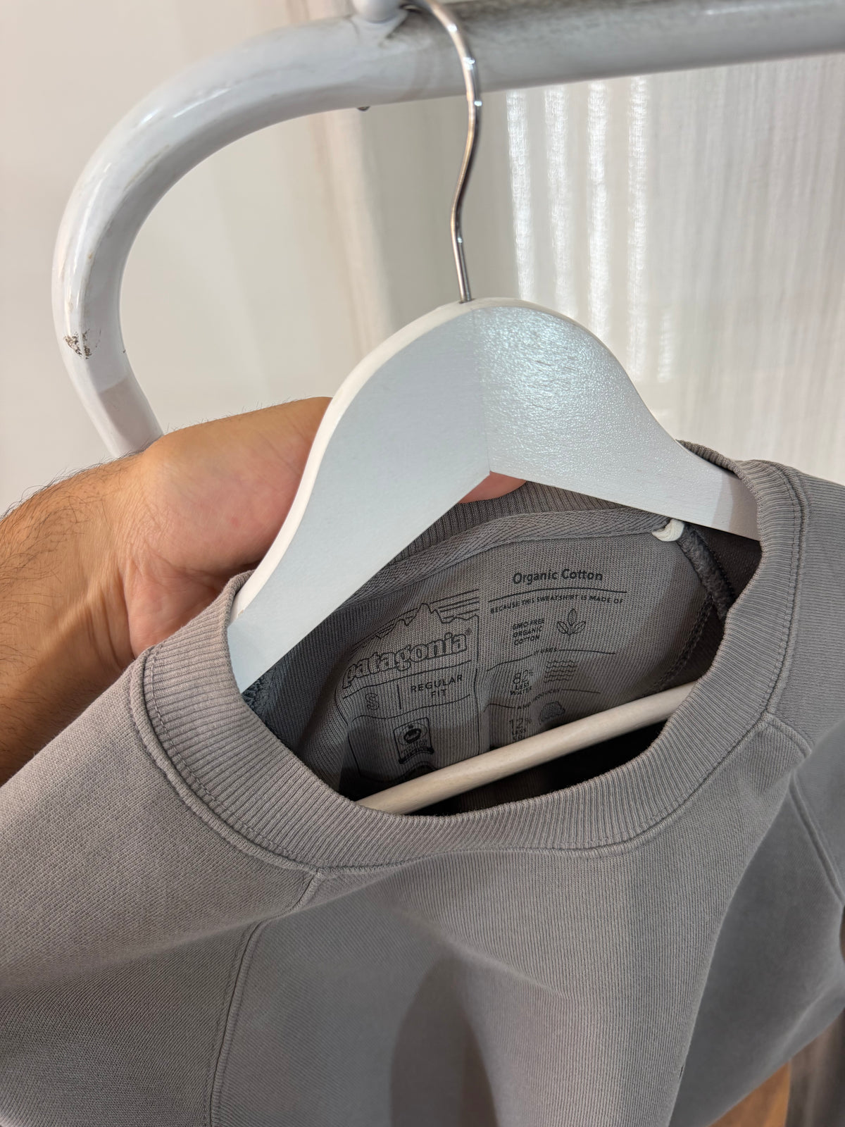 Patagonia grey sweatshirt