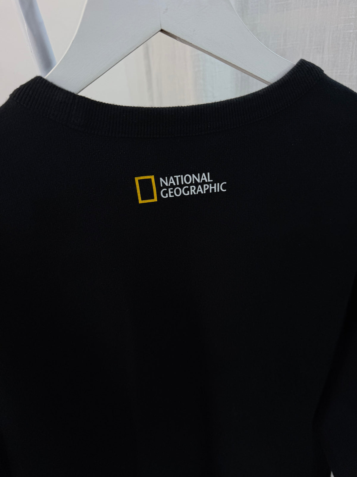 Nat geo black sweatshirt