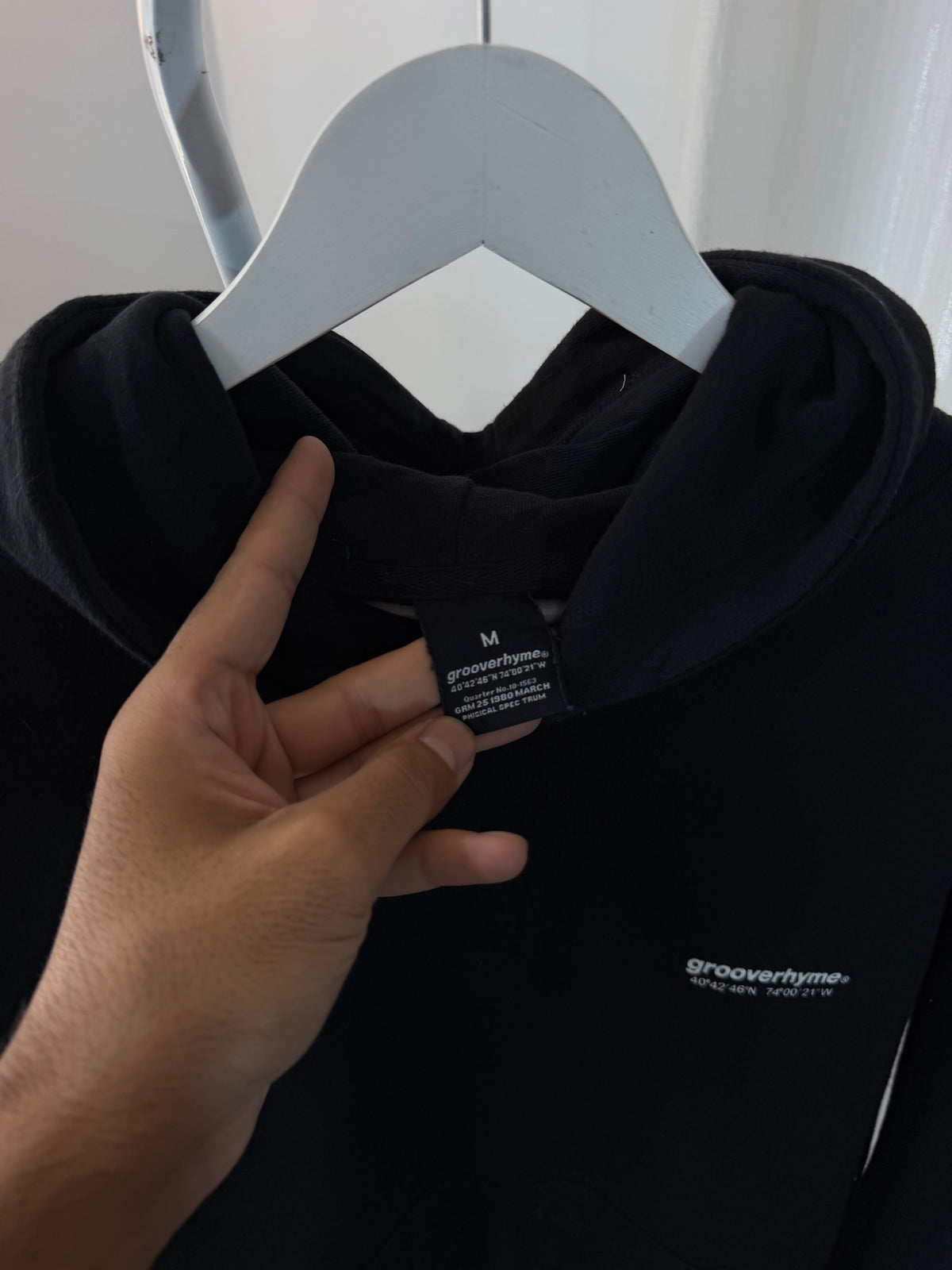 Grooverhyme black holdie