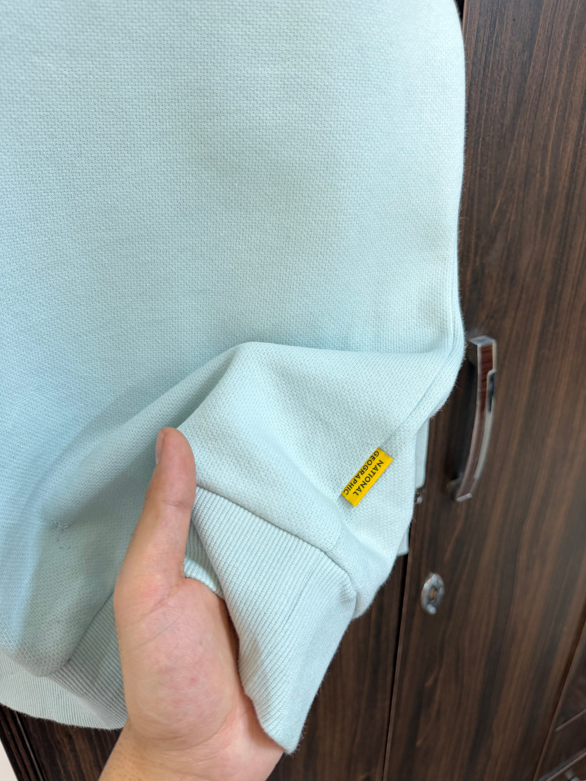 Nat geo sky blue sweatshirt