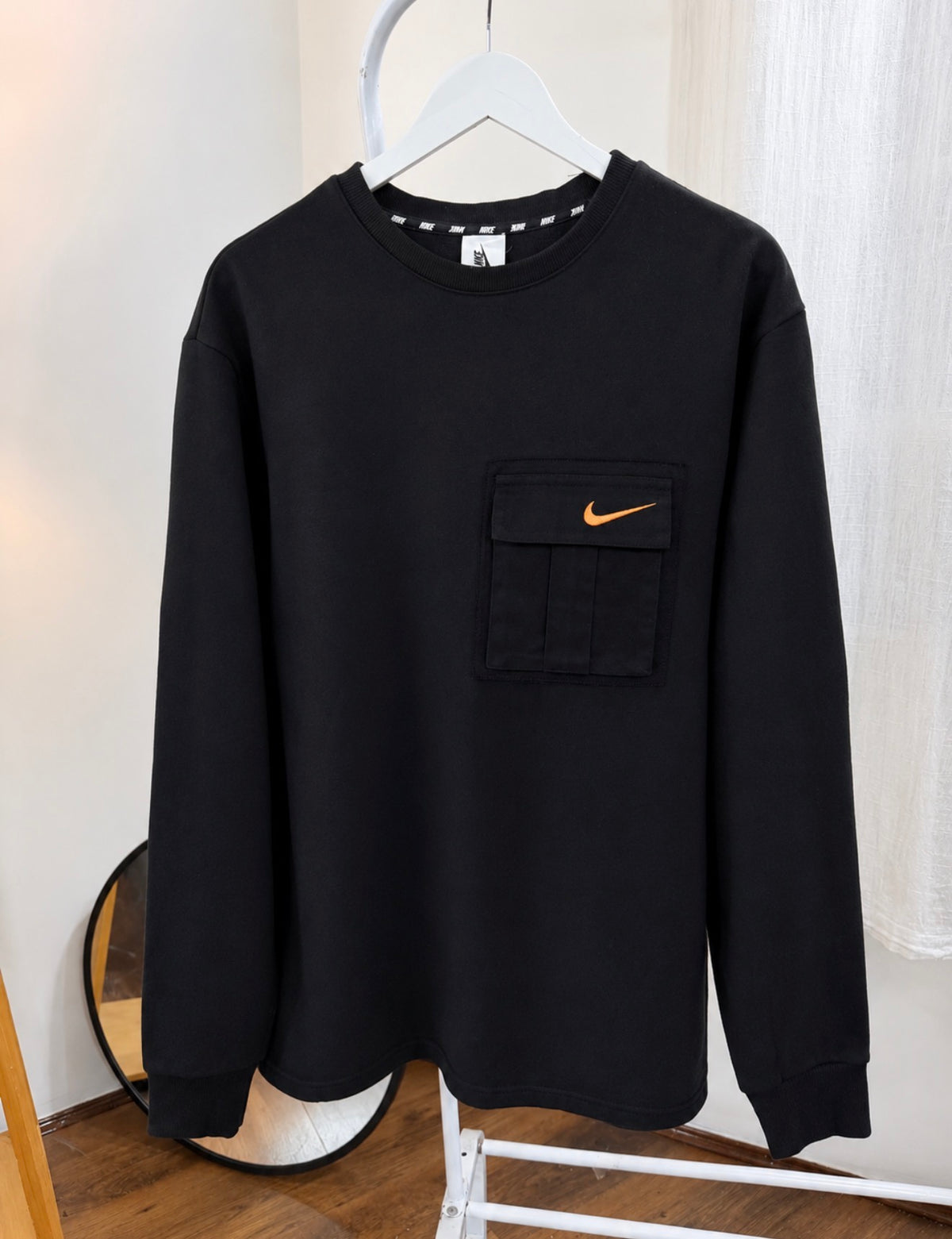 Nike cactus jack embroidered pocket sweatshirt