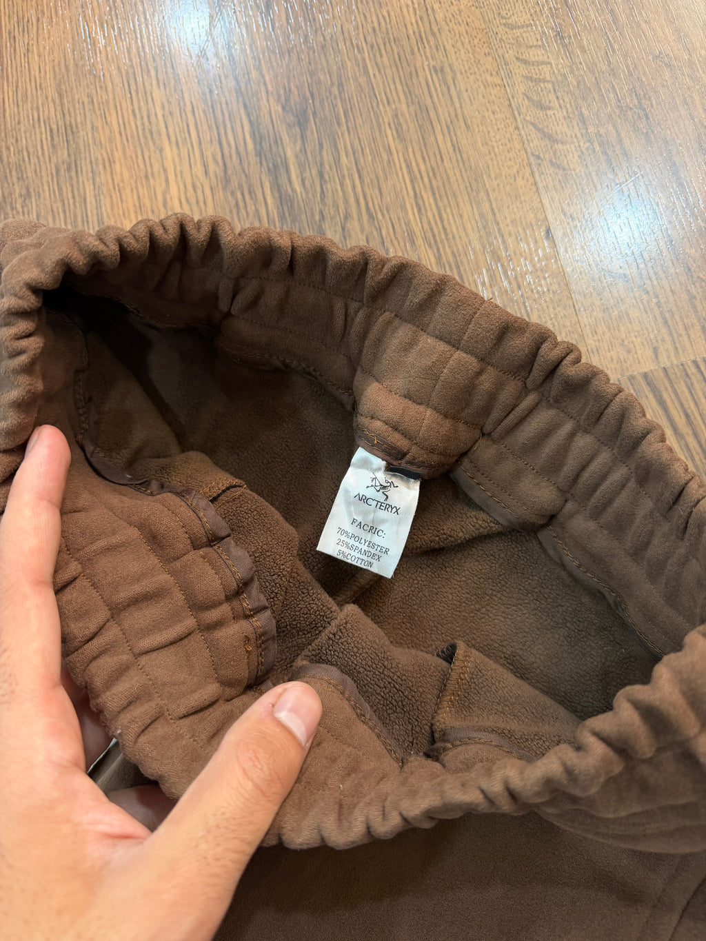 Arcteryx brown fleece sweatpant