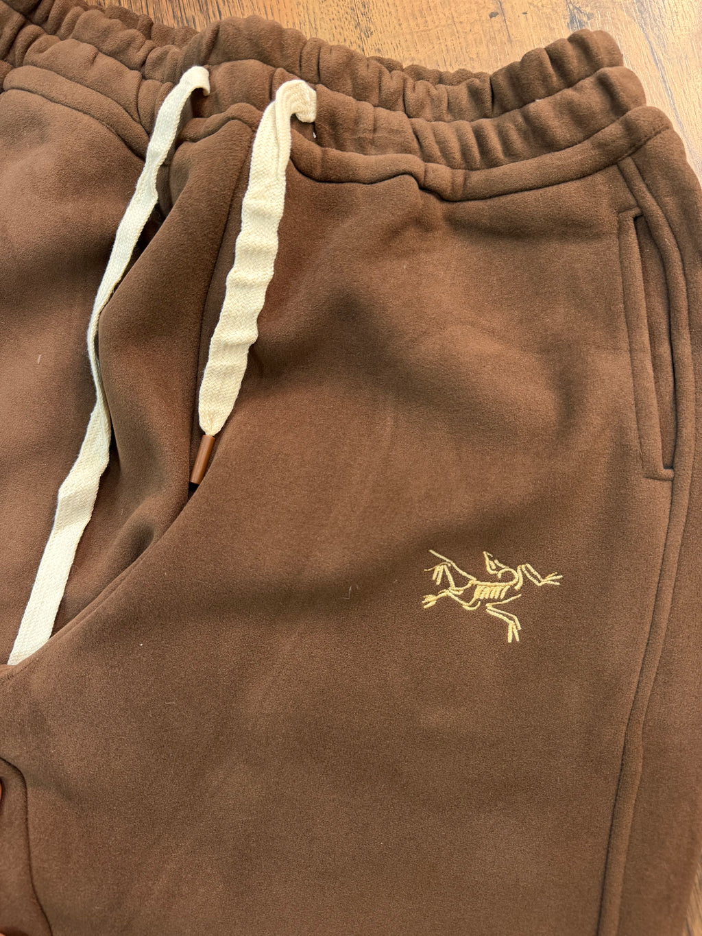 Arcteryx brown fleece sweatpant