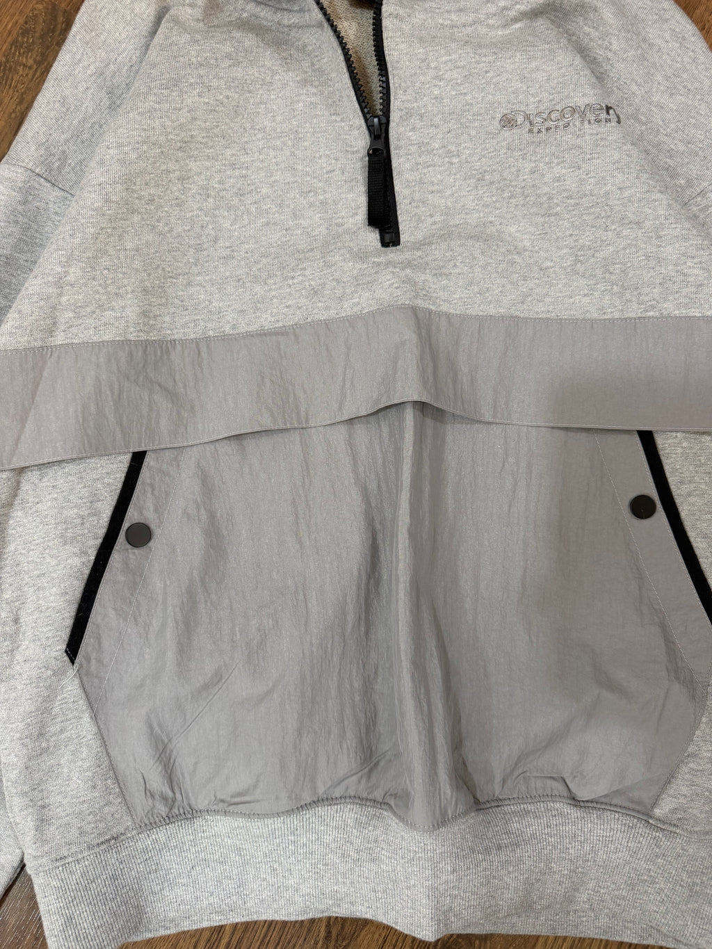 Discovery grey hoodie