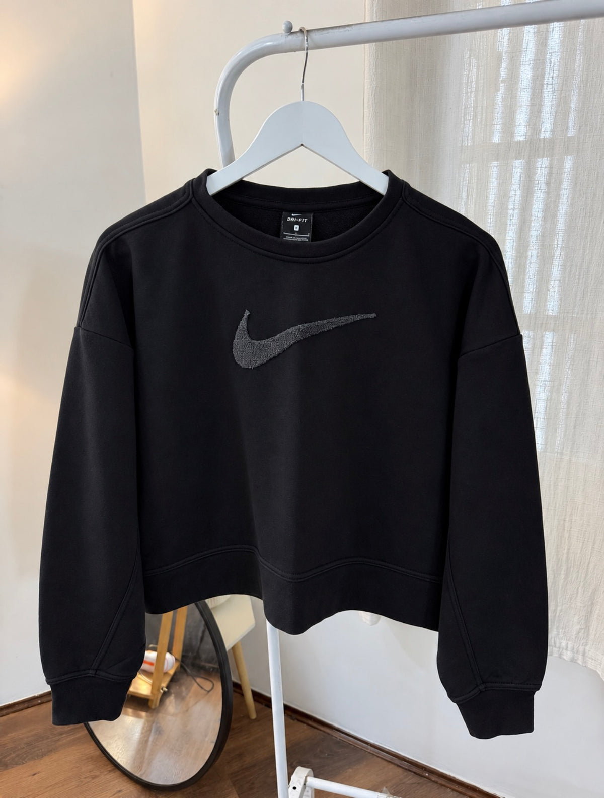 Nike cropped sweatshirt