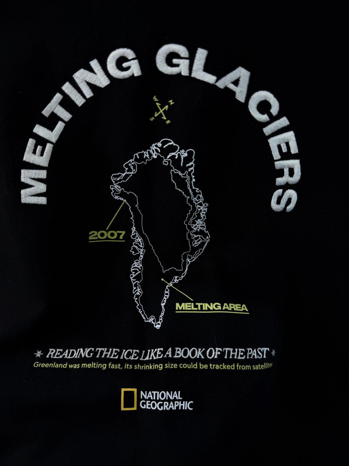 Nat geo embroidered sweatshirt