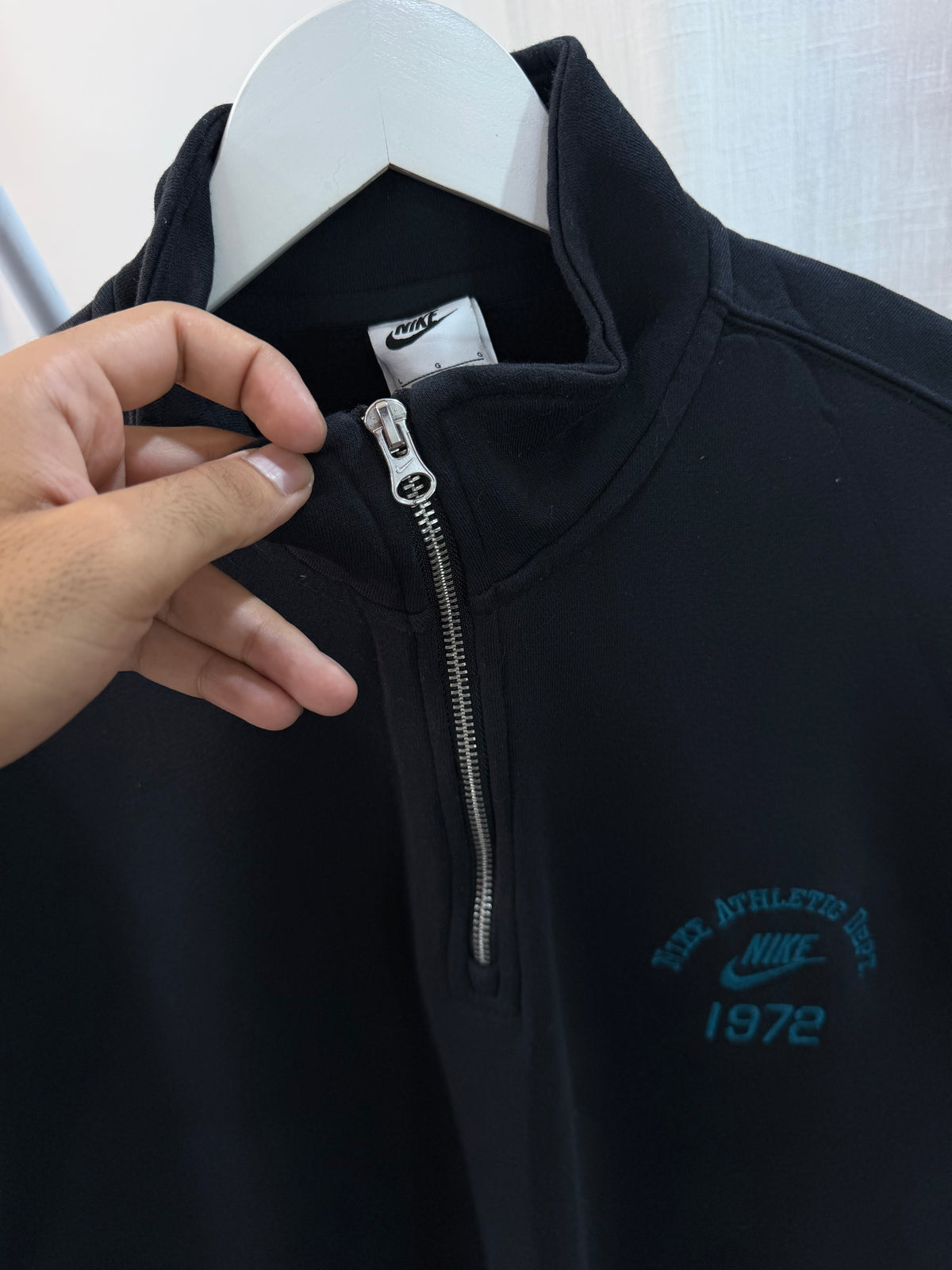 Nike black quarter zip pullover