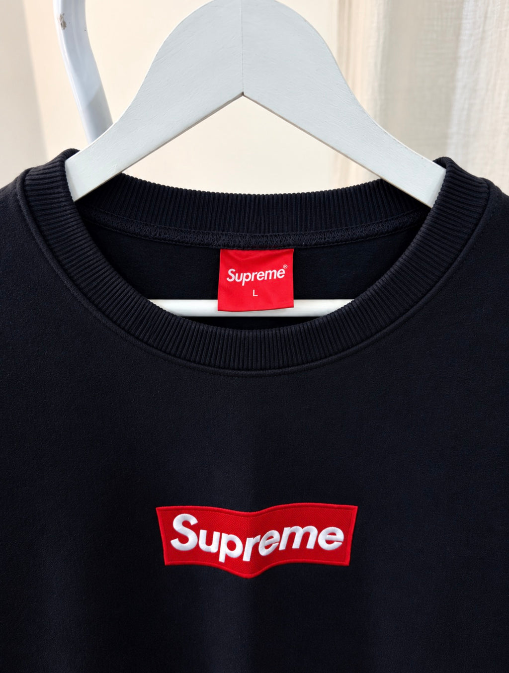 Supreme blue sweatshirt