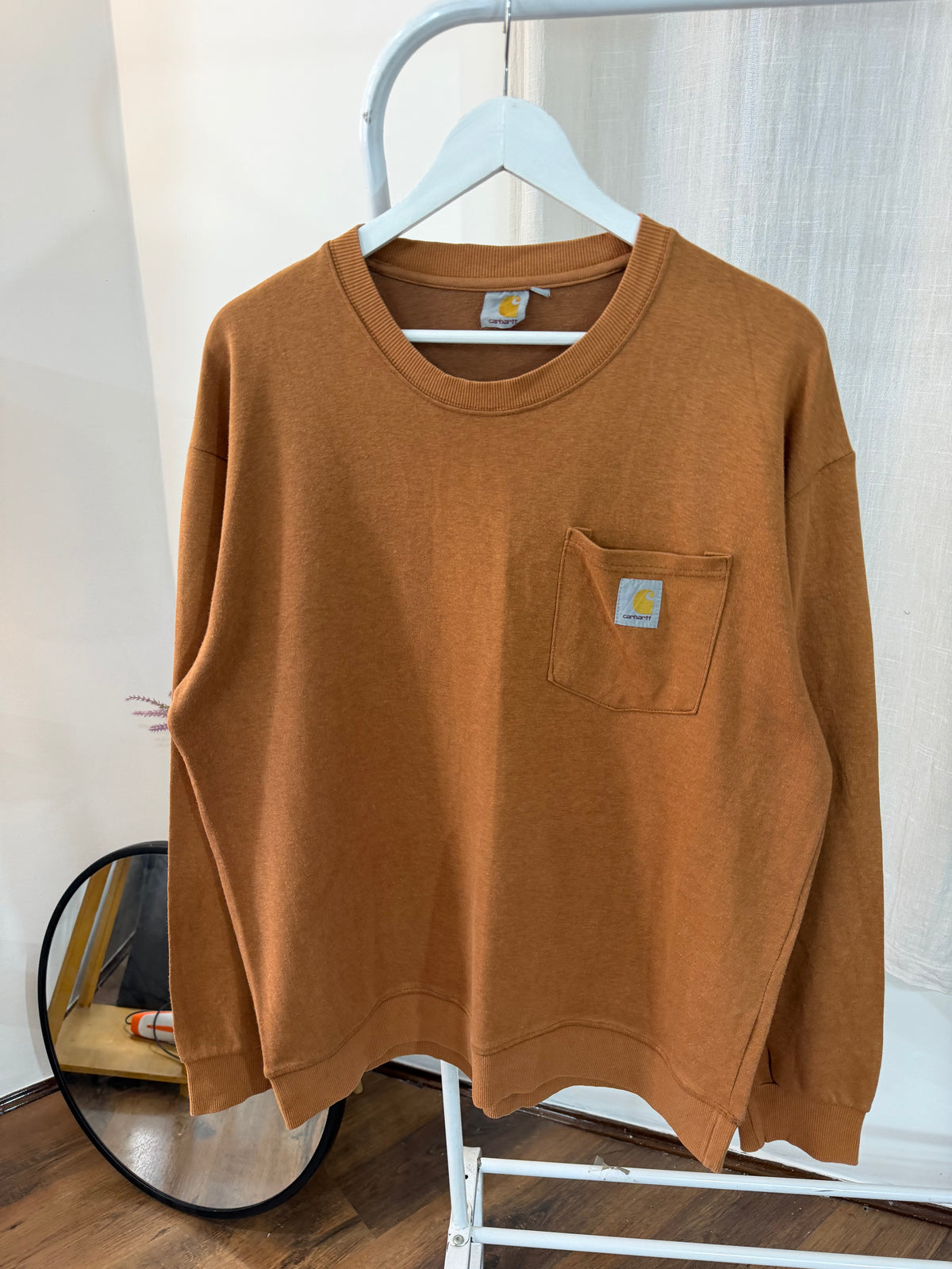 Carhartt brown pocket sweatshirt