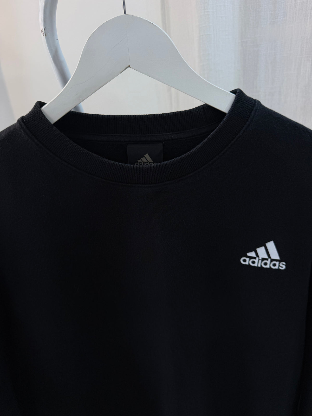 Adidas black sweatshirt