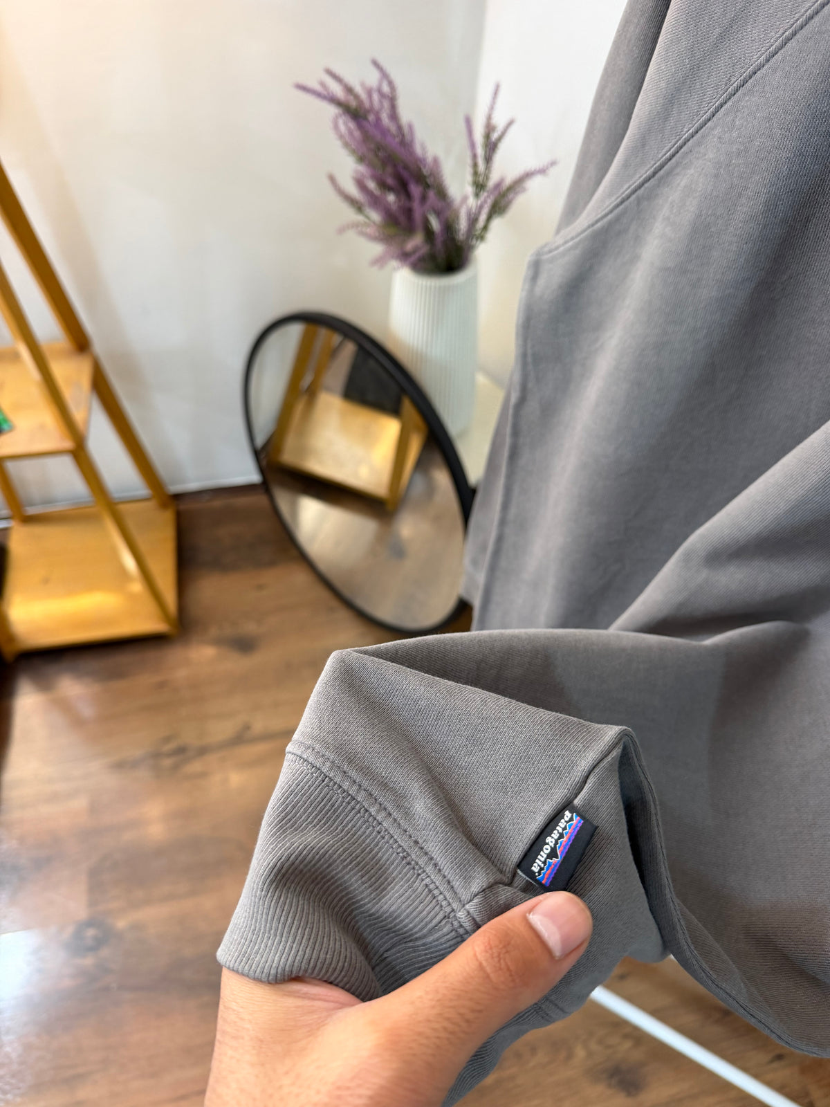 Patagonia grey sweatshirt